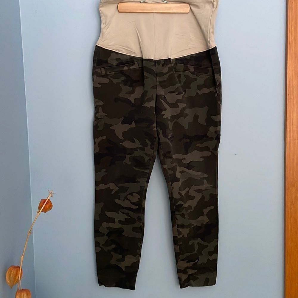 Gap Maternity 14 R Skinny Ankle Camouflage Pants